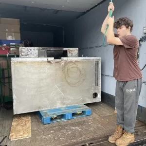 SQUARE_Move_Moving_Comox_valley_frieght_delivery_movers_near_me_junk_campbell_river_port_alberni_nanaimo_vancouver_island_Local_Masters_44
