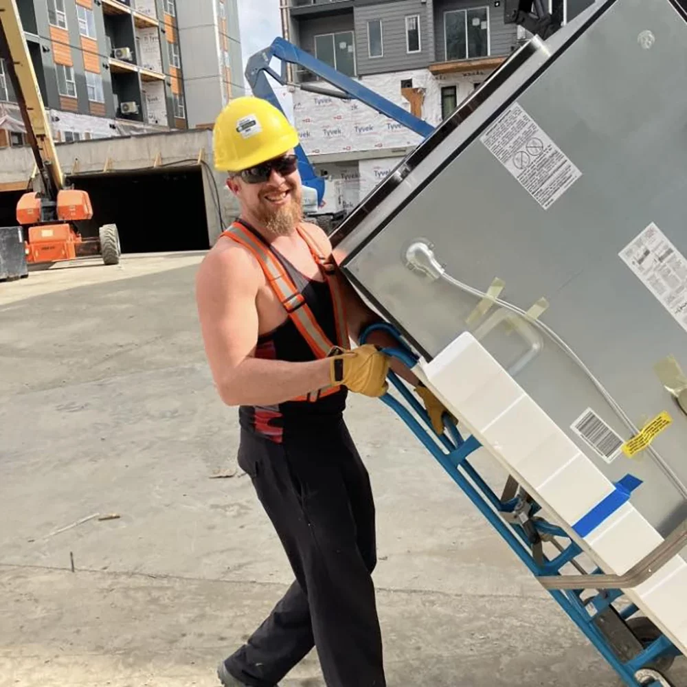 SQUARE_Move_Moving_Comox_valley_frieght_delivery_movers_near_me_junk_campbell_river_port_alberni_nanaimo_vancouver_island_Local_Masters_54